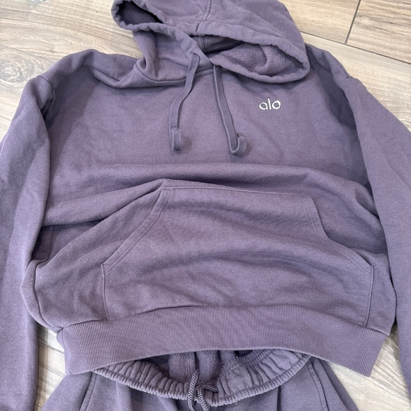 ALO Accolade Hoodie & Sweatpant! - Picture 3 of 4